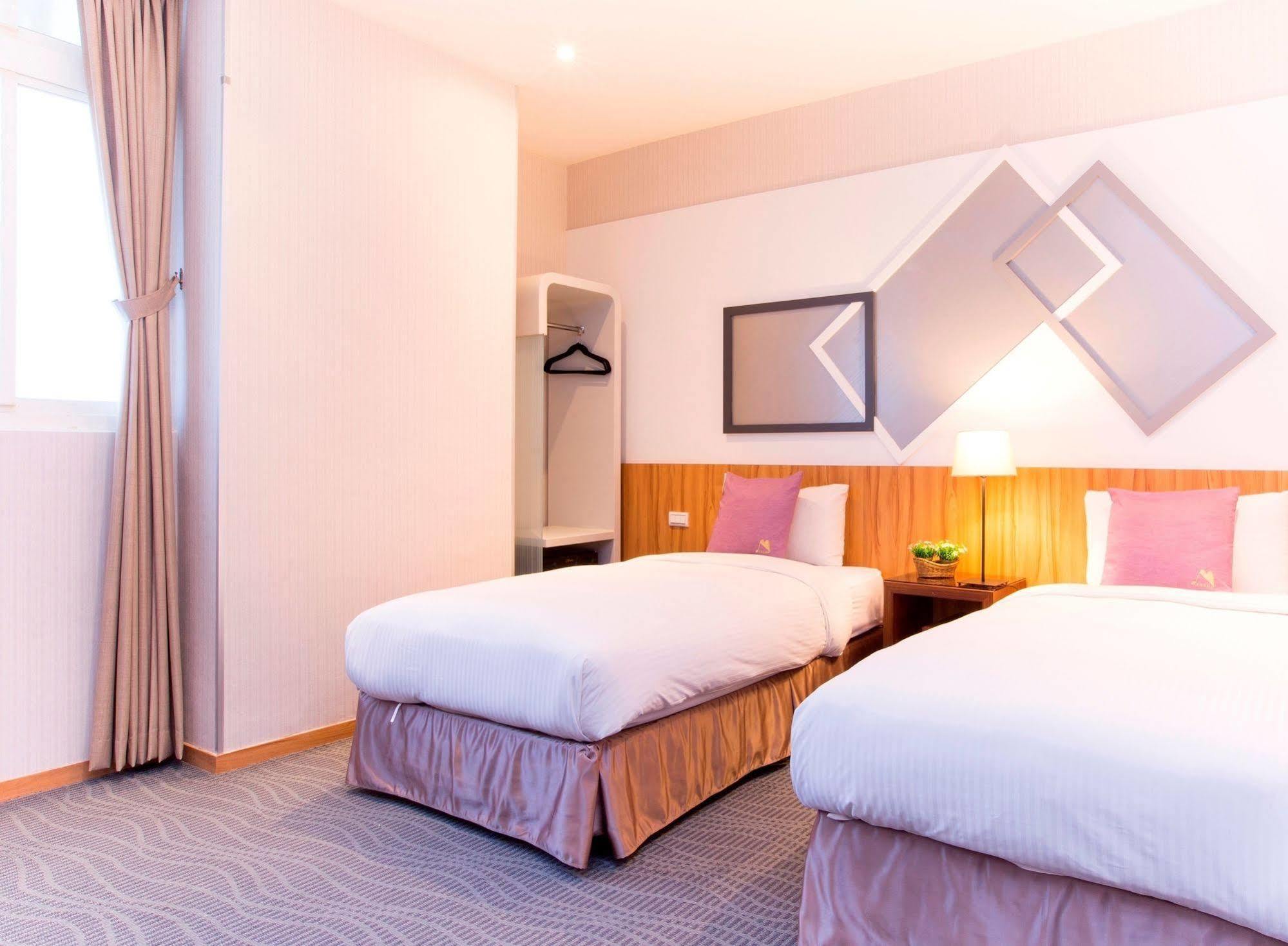 Muzik Hotel - Ximending Xining Branch Tajpej Buitenkant foto